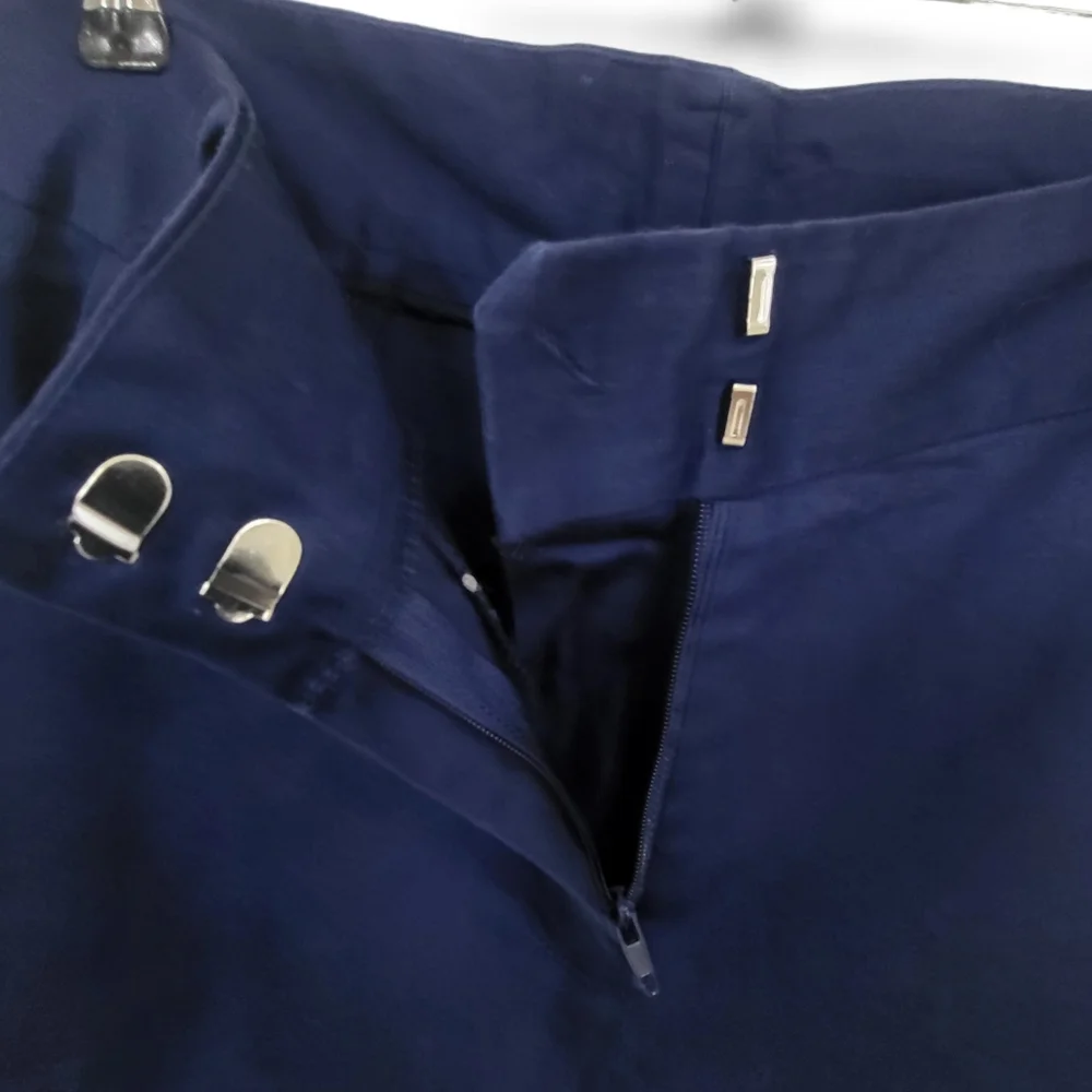 🌿Stoosh Women's Navy Blue Scalloped Hem Shorts size 5- Beautiful!💎